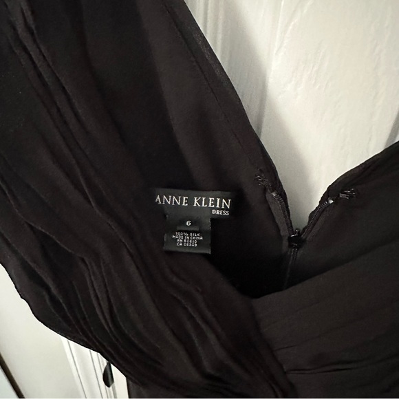 Anne Klein Women’s Black Dress - Picture 5 of 5